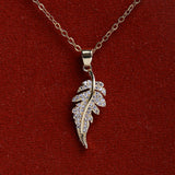 Feather Enchanting Look Necklace - Fluffy