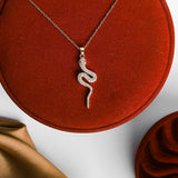 Snake Classic Modern Twist Necklace - Fluffy