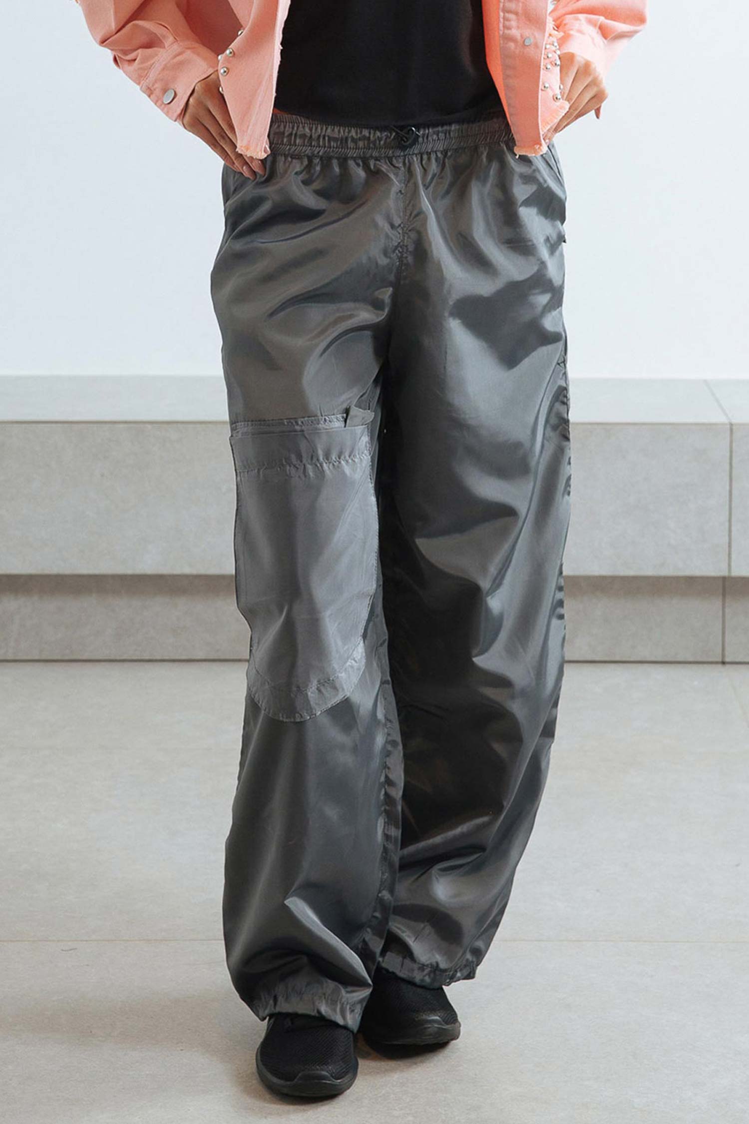 Waterproof parachute trousers