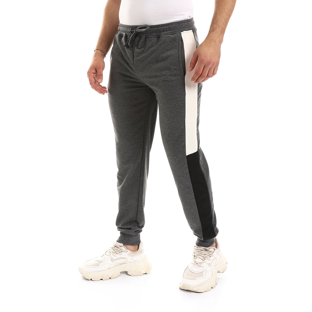 Kady Elastic Ankles Sweatpants (2025) – MITCHA