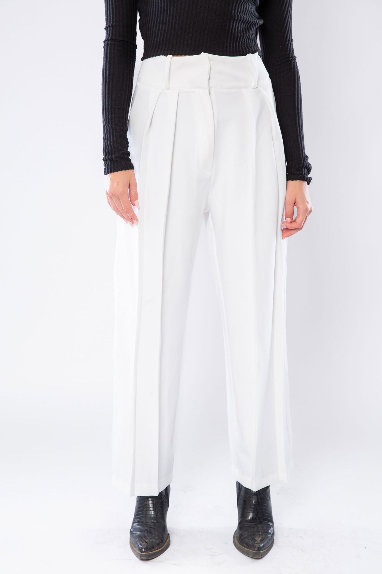 White Pleated Pants